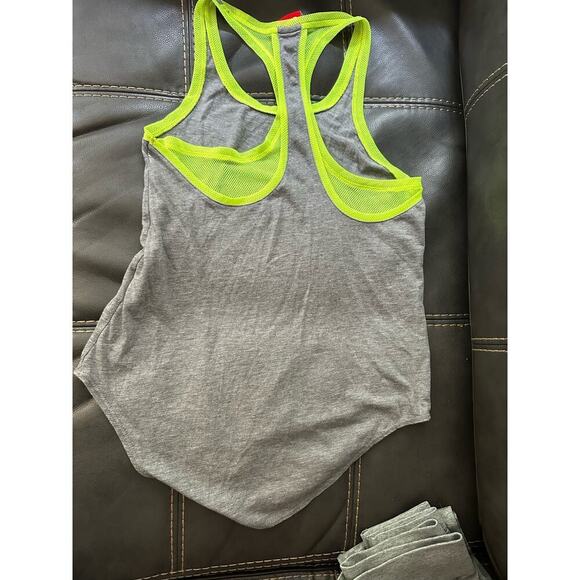Nike Womens DriFit Racerback Tank- EUC - Picture 3 of 3